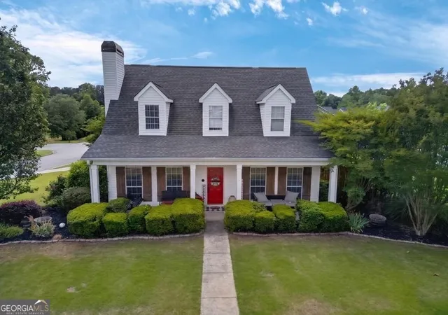 1st image of 200 Meadow Lake Dr, Carrollton, GA 30116 | MLS# 10763199