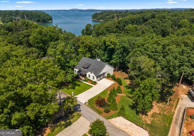2nd image of 6014 Warpath Rd, Flowery Branch, GA 30542 | MLS# 10818159