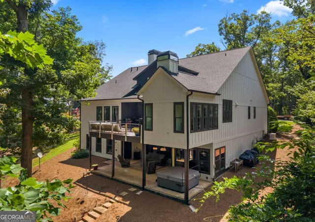 Photo 3 of Single family home for sale at 6014 Warpath Rd, Flowery Branch, GA 30542 | MLS# 10818159 | Listing updated on 2026-09-21