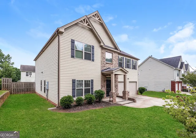 Photo 2 of Single family home for sale at 2812 Feldspar Way, Riverdale, GA 30296 | MLS# 10787327 | Listing updated on 2026-07-19