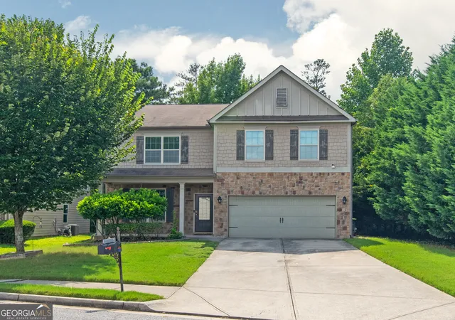 Photo 2 of Single family home for sale at 7728 Old Thyme Rd, Union City, GA 30291 | MLS# 10817111 | Listing updated on 2026-08-29
