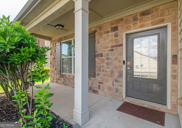 Photo 2 of Single family home for sale at 7728 Old Thyme Rd, Union City, GA 30291 | MLS# 10817111 | Listing updated on 2026-08-29