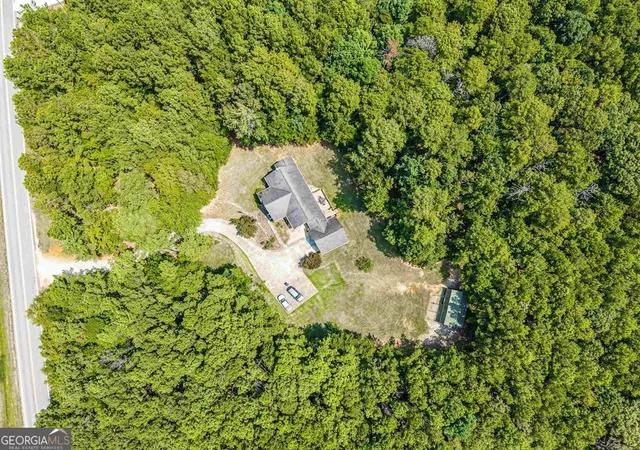 Photo 3 of Sale Pending at 1380 Howard Lewis Rd, White Plains, GA 30678 | MLS# 10817563 | Listing updated on 2026-09-19