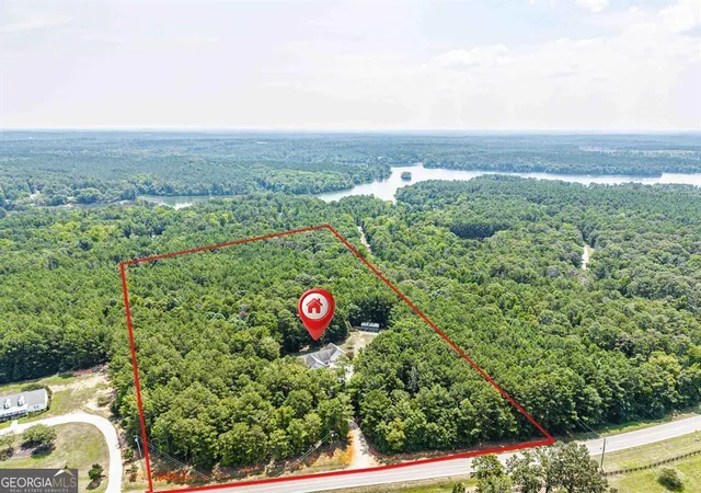 Photo 4 of Sale Pending at 1380 Howard Lewis Rd, White Plains, GA 30678 | MLS# 10817563 | Listing updated on 2026-09-19