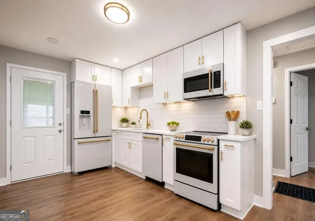 Photo 3 of Single family home for sale at 311 Henry Aaron Ave Sw, Atlanta, GA 30310 | MLS# 10798380 | Listing updated on 2026-07-16