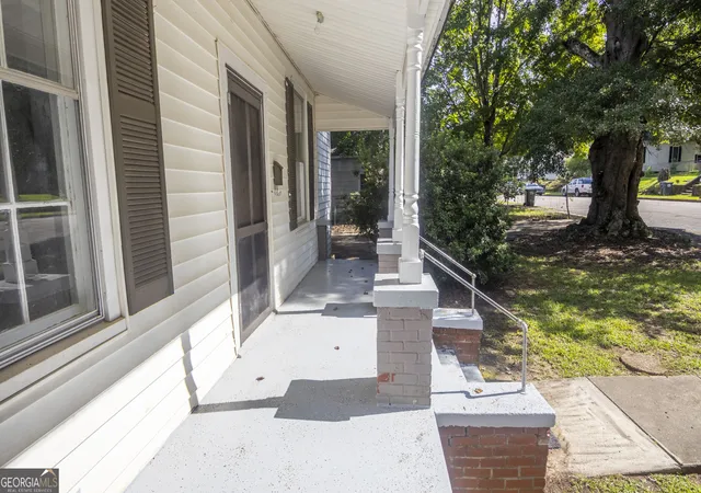 Photo 4 of Sale Pending at 11 North St, Manchester, GA 31816 | MLS# 10825662 | Listing updated on 2026-10-08