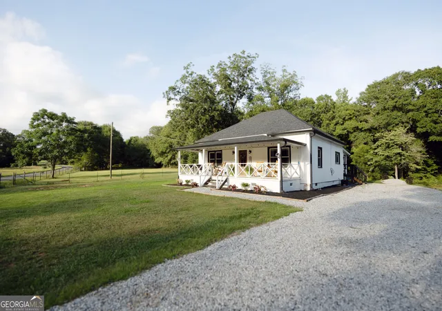 3rd image of 191 Bell Rd, Milner, GA 30257 | MLS# 10812490