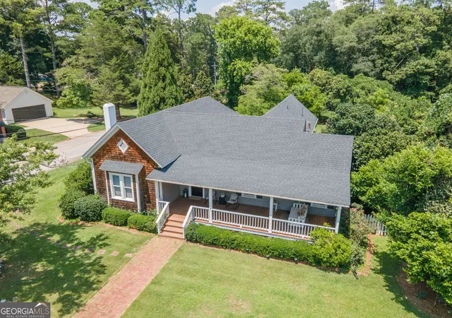 3rd image of 312 Country Club Rd, Lagrange, GA 30240 | MLS# 10806337