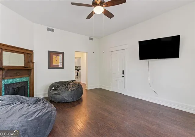 4th image of 1113 Grant St, Brunswick, GA 31520 | MLS# 10755578