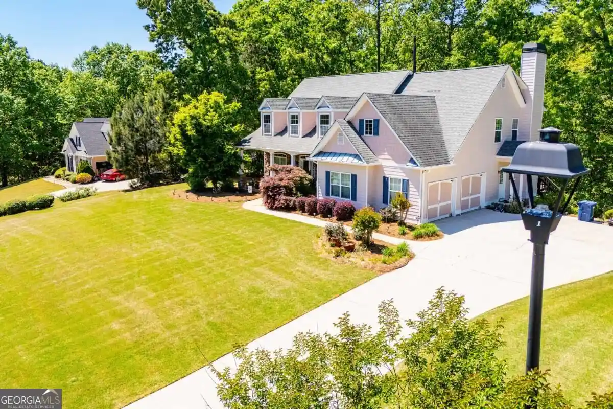 Photo 1 of Single family home for sale at 6170 Hedgestone Way, Douglasville, GA 30135 | MLS# 10855608 | Listing updated on 2026-10-14