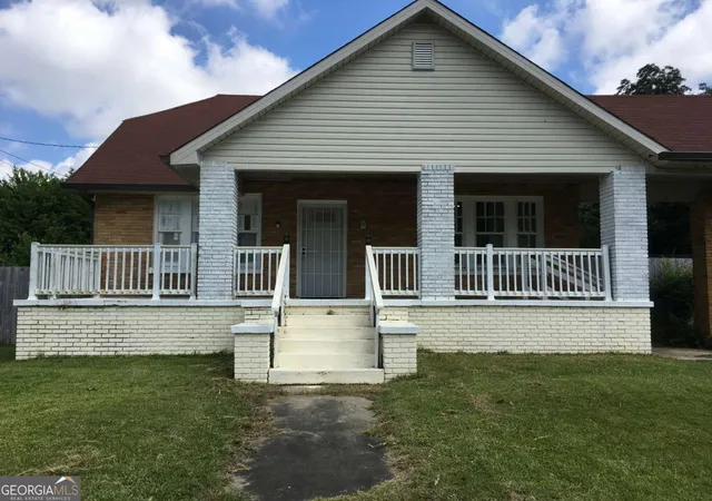 Photo 3 of Single family home for sale at 697 Ormond Ter, Macon, GA 31206 | MLS# 10824759 | Listing updated on 2026-09-09