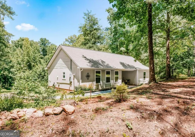 Photo 3 of Single family home for sale at 72 Terry Dee Ln, Colbert, GA 30628 | MLS# 10823652 | Listing updated on 2026-08-25