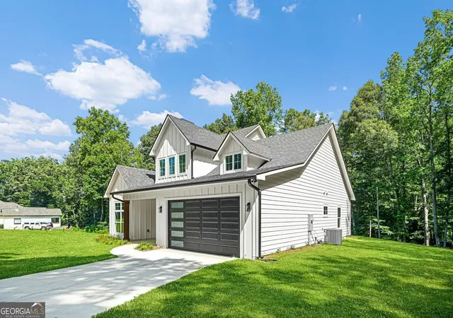 Photo 4 of Single family home for sale at 176 Paige St, Dallas, GA 30132 | MLS# 10818494 | Listing updated on 2026-09-16