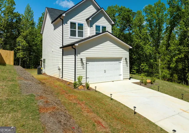 Photo 2 of Single family home for sale at 3611 Tower Way, Gainesville, GA 30501 | MLS# 10802631 | Listing updated on 2026-09-06
