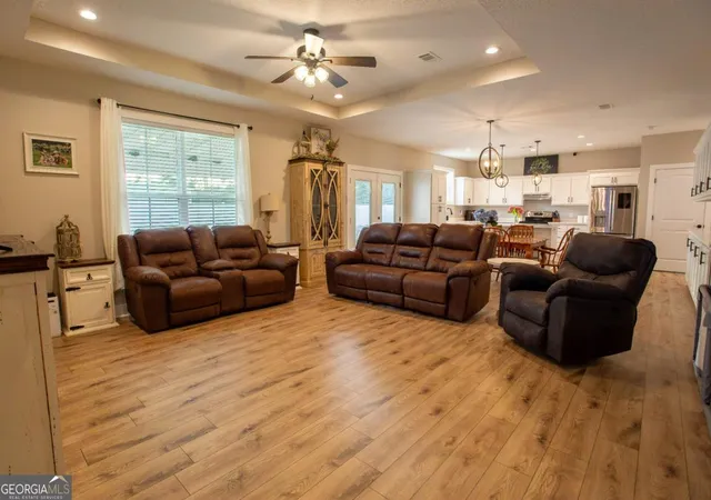 Photo 3 of Sale Pending at 486 Old Blackshear Rd, Baxley, GA 31513 | MLS# 10812421 | Listing updated on 2026-09-08