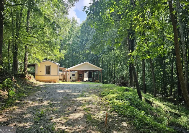 Photo 2 of Manufactured home for sale at 132 Windom Dr, Carrollton, GA 30116 | MLS# 10800784 | Listing updated on 2026-07-21