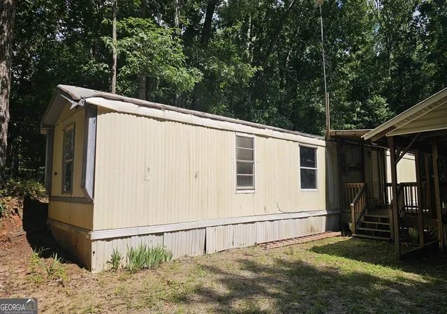 Photo 2 of Manufactured home for sale at 132 Windom Dr, Carrollton, GA 30116 | MLS# 10800784 | Listing updated on 2026-07-21