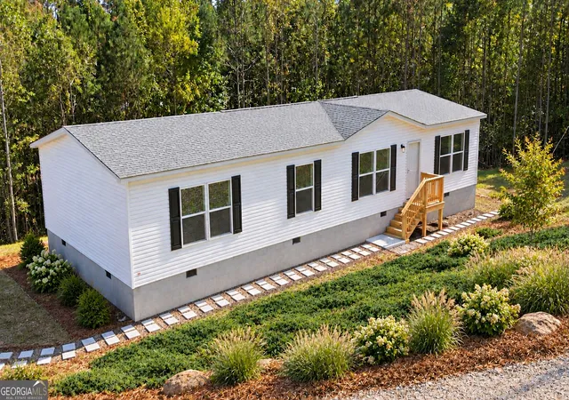 Manufactured home for sale at 915 W Leatherwood Rd, Toccoa, GA 30577 | MLS# 10870397