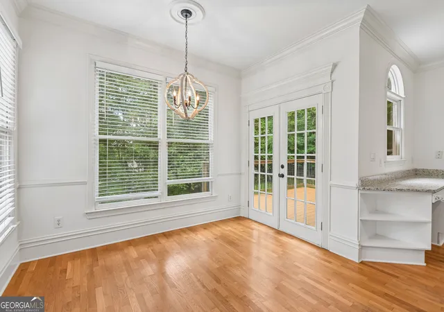 Photo 3 of Single family home for sale at 905 Yosemite Dr, Suwanee, GA 30024 | MLS# 10831722 | Listing updated on 2026-09-07