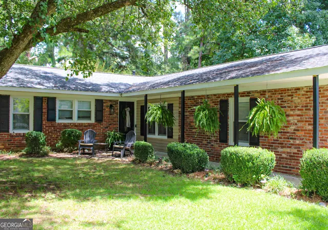 Photo 1 of Single family home for sale at 1 Brookcrest Dr Sw, Rome, GA 30165 | MLS# 10797374 | Listing updated on 2026-09-20