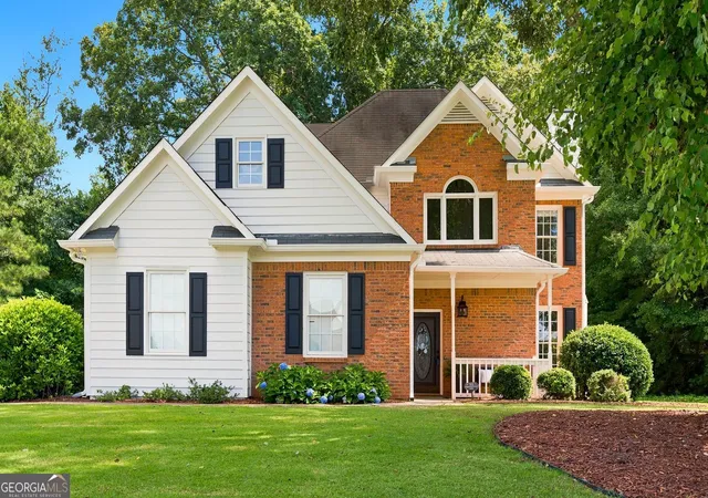 Photo 1 of Single family home for sale at 4075 Briar Meadows View, Cumming, GA 30040 | MLS# 10808807 | Listing updated on 2026-08-10