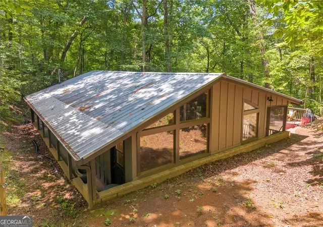 5th image of 185 Pope Dickson Ln, Clarkesville, GA 30523 | MLS# 10821579