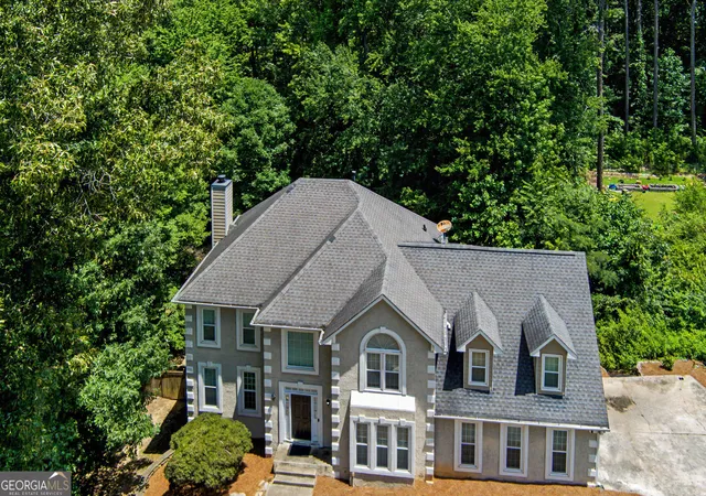 Photo 3 of Single family home for sale at 6028 Wyndham Woods Dr, Powder Springs, GA 30127 | MLS# 10811409 | Listing updated on 2026-09-07