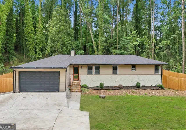 1st image of 2950 Concord Dr, Decatur, GA 30033 | MLS# 10811302