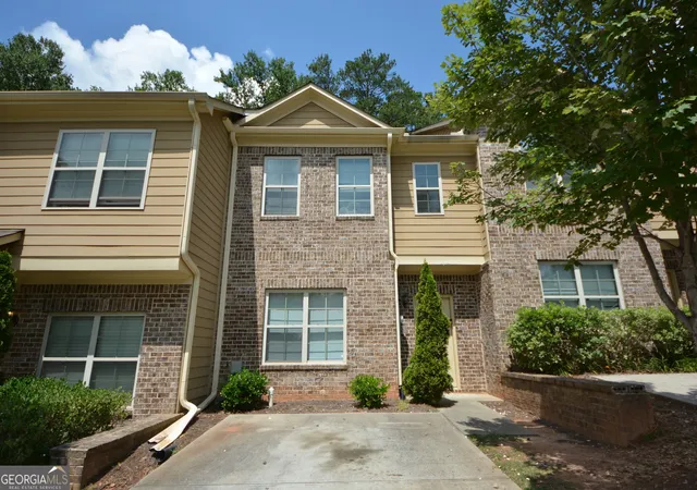 1st image of 3015 Bonnes Dr, Lithonia, GA 30038 | MLS# 10813628
