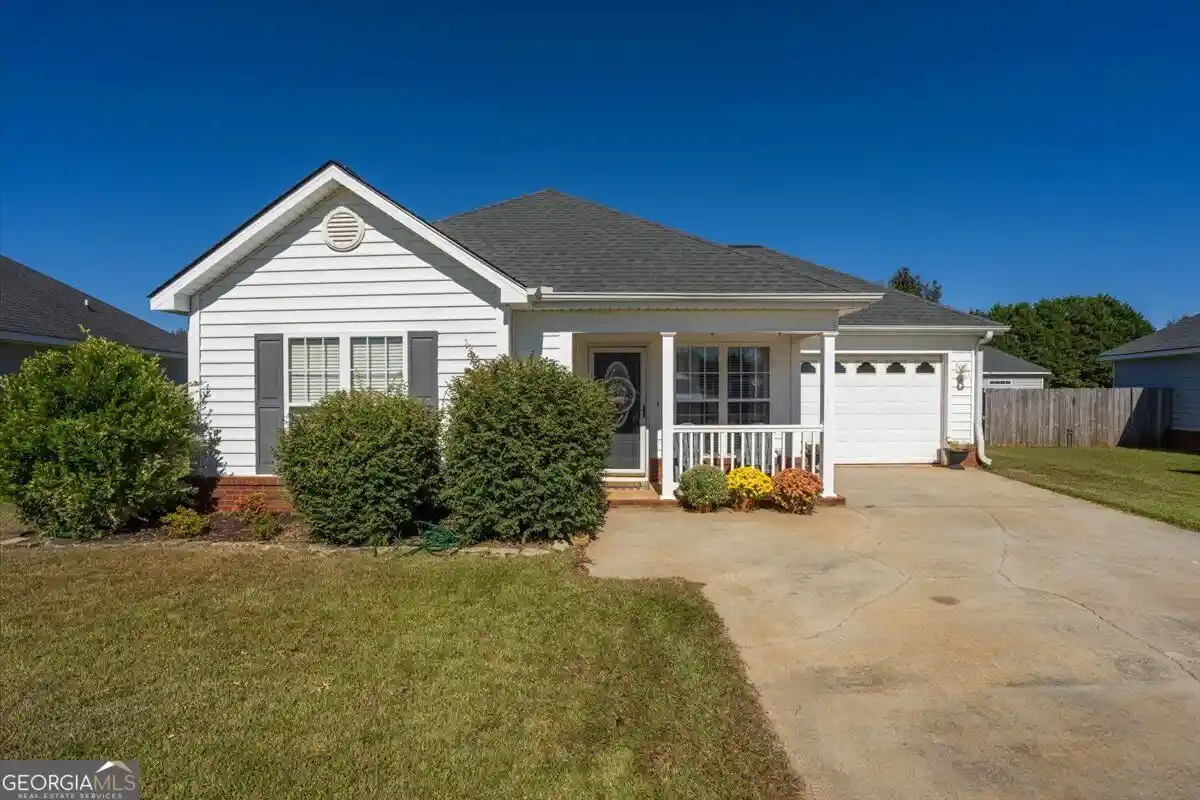 Single family home for sale at 111 N Charity Ln, Warner Robins, GA 31088 | MLS# 10881899