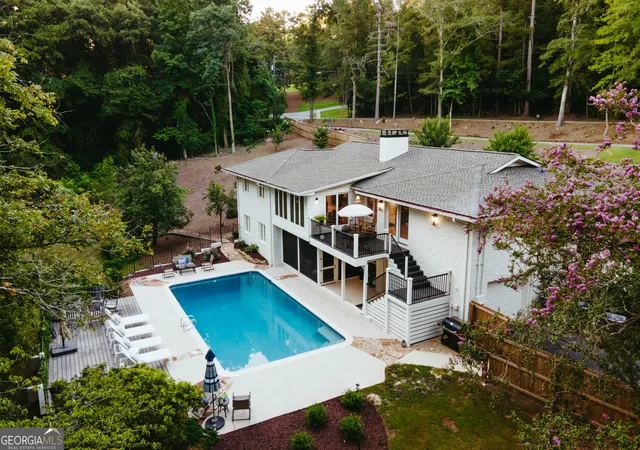 Photo 4 of Sale Pending at 199 Tanglewood Dr, Athens, GA 30606 | MLS# 10706985 | Listing updated on 2026-04-24