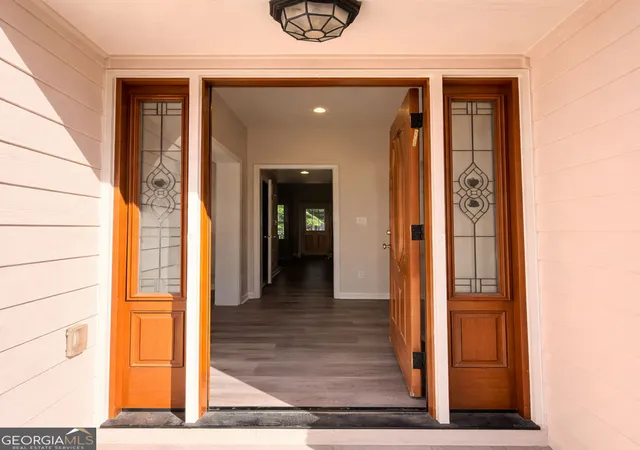 Photo 3 of Single family home for sale at 601 Mountain Harbor, Stone Mountain, GA 30087 | MLS# 10731738 | Listing updated on 2026-09-14