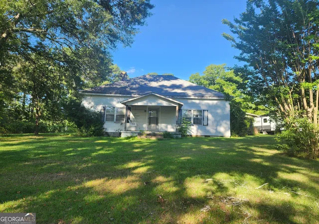 Photo 9 of Sale Pending at 433 Mount Moriah Rd, Auburn, GA 30011 | MLS# 10337579 | Listing updated on 2025-05-06
