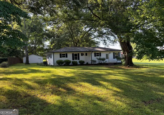 Homes for sale in Cedartown, GA | 220 John Phillips Rd, Cedartown, GA 30125 | MLS# 10802213