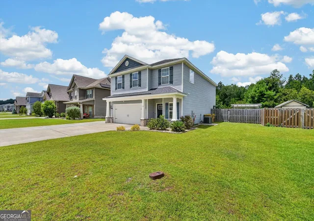 Photo 3 of Single family home for sale at 130 Clover Pointe Cir, Guyton, GA 31312 | MLS# 10823511 | Listing updated on 2026-09-26
