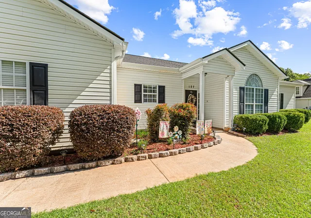 Photo 3 of Single family home for sale at 127 Feagin Ml Rd, Warner Robins, GA 31088 | MLS# 10820527 | Listing updated on 2026-08-20