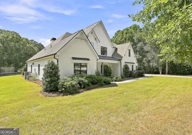 Photo 4 of Single family home for sale at 35 Fern Mill Ln, Senoia, GA 30276 | MLS# 10831064 | Listing updated on 2026-10-02