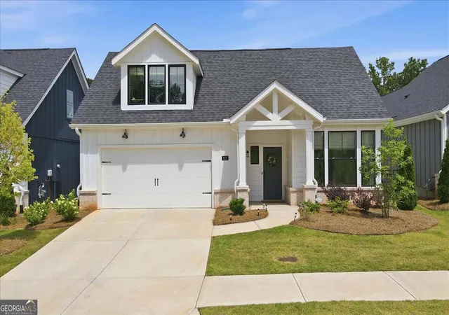 Photo 1 of Single family home for sale at 252 Persimmon Dr, Canton, GA 30115 | MLS# 10791619 | Listing updated on 2026-10-07