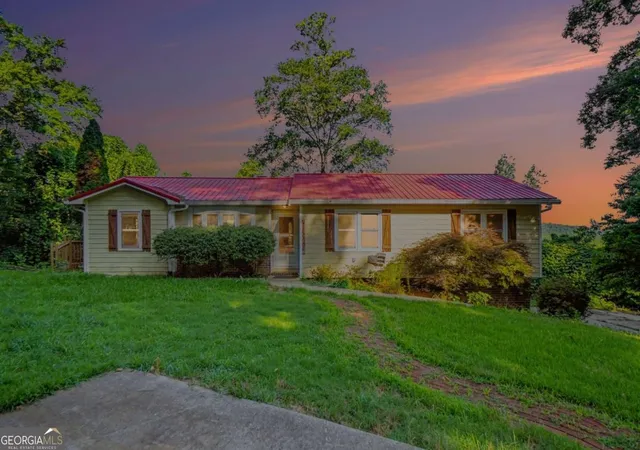 Photo 2 of Single family home for sale at 221 Tower Dr, Dallas, GA 30132 | MLS# 10809808 | Listing updated on 2026-09-04
