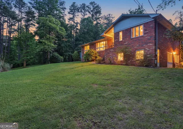 Homes for sale in Toccoa, GA | 33 Cherokee Hills Ln, Toccoa, GA 30577 | MLS# 10784568