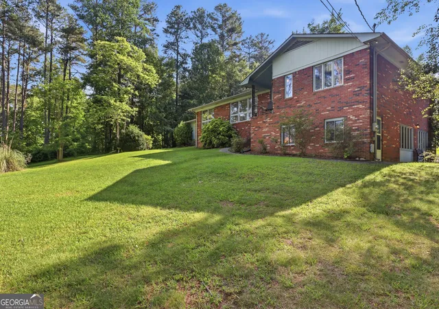 Homes for sale in Toccoa, GA | 33 Cherokee Hills Ln, Toccoa, GA 30577 | MLS# 10784568