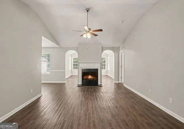 Photo 4 of Single family home for sale at 722 Rosewood Cir, Jonesboro, GA 30238 | MLS# 10826540 | Listing updated on 2026-10-02