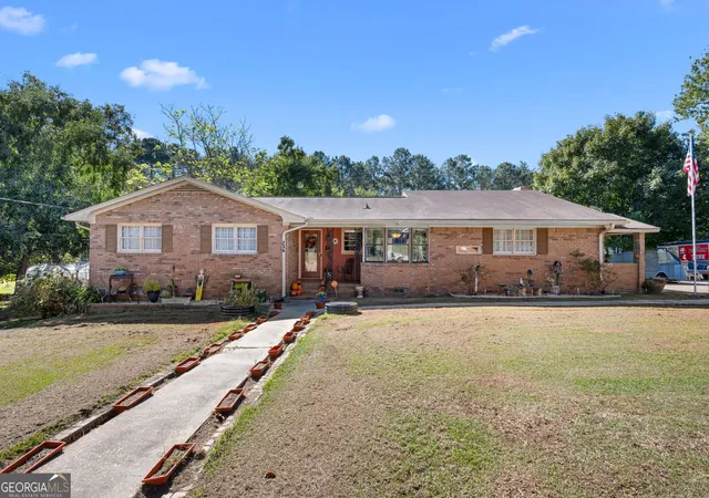 Single family home for sale at 226 Fay St, Jackson, GA 30233 | MLS# 10880759