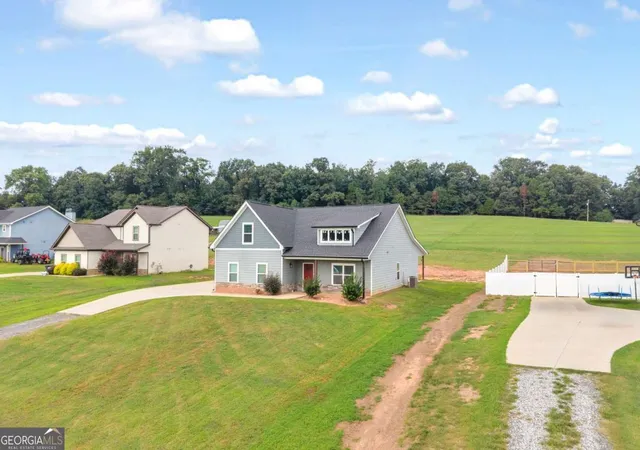 4th image of 1220 Walters Rd, Lavonia, GA 30553 | MLS# 10829181