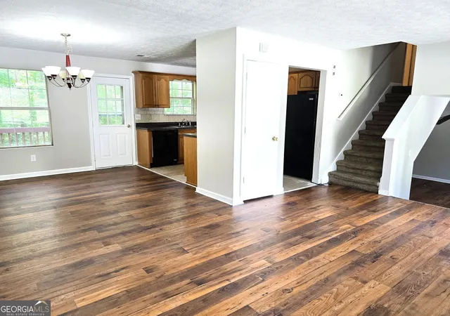 Photo 4 of Single family home for sale at 3163 Aberdeen Way, Lithonia, GA 30038 | MLS# 10770601 | Listing updated on 2026-07-30