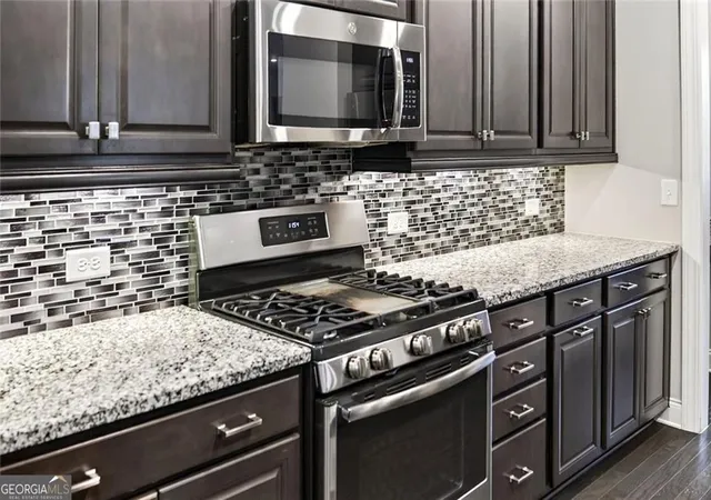 Photo 4 of Single family home for sale at 411 Cedar Pine Ct, Peachtree City, GA 30269 | MLS# 10816539 | Listing updated on 2026-10-08