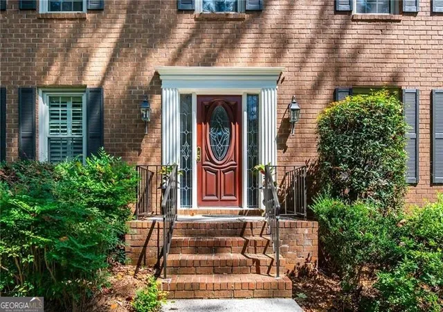 Photo 2 of Single family home for sale at 4519 Lashley Ct Ne, Marietta, GA 30068 | MLS# 10834100 | Listing updated on 2026-09-10