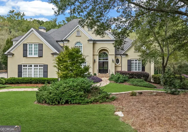 Photo 1 of Sale Pending at 1655 Misty Oaks Dr, Sandy Springs, GA 30350 | MLS# 10625397 | Listing updated on 2026-01-12