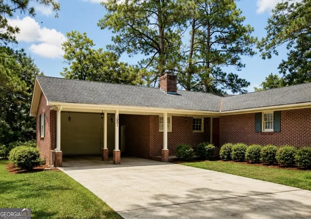 Homes for sale in Cordele, GA | 1001 Stewart Ave, Cordele, GA 31015 | MLS# 10797430