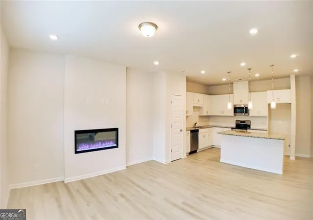 2nd image of 44 Jacobs Farm Ln #20, Lawrenceville, GA 30045 | MLS# 10805048
